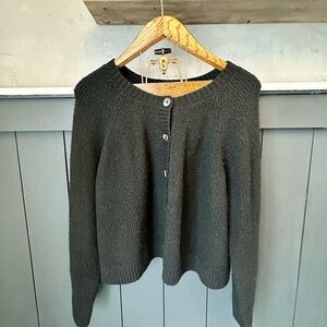 Torrid Button Up V-neck Fuzzy Cardigan Pullover Long Sleeve Size 3/3X (22/24)